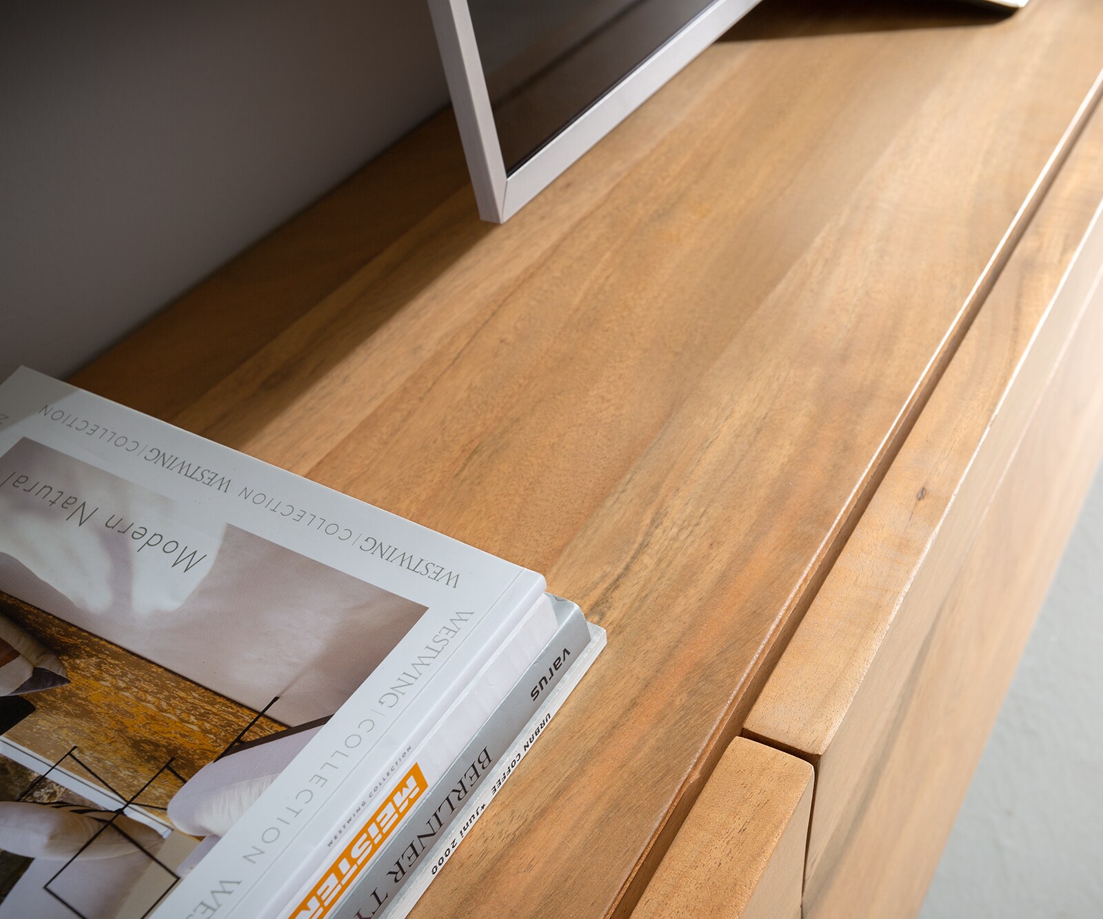 Szafka RTV Kayu 220 cm akacja naturalna 4 drzwi podwieszana 3