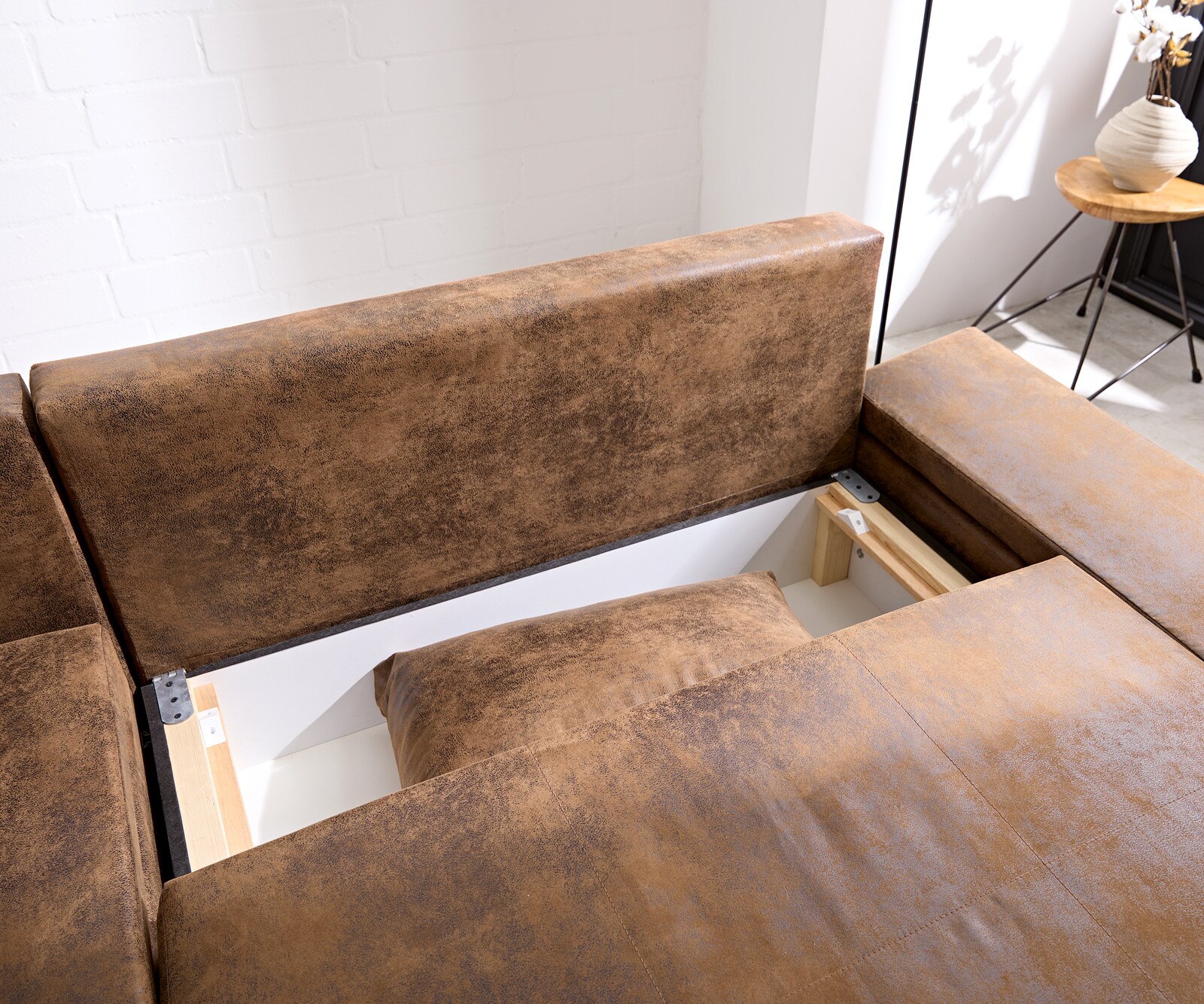 Sofa narożna Abilene 260x175 cm brązowy szezlong z możliwością zmiennego montażu z funkcją spania 4