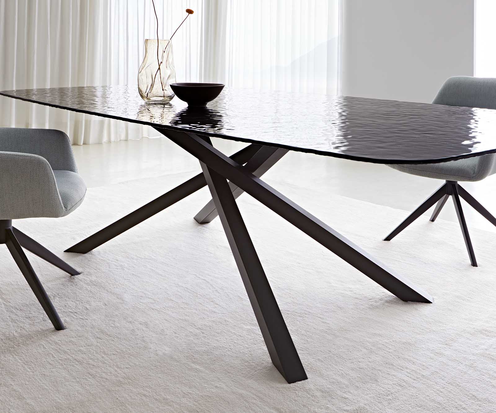 Stół do jadalni Edge kształt beczki 240x120cm szkło reliefowe czarne efekt 3D rama Cross czarna 7