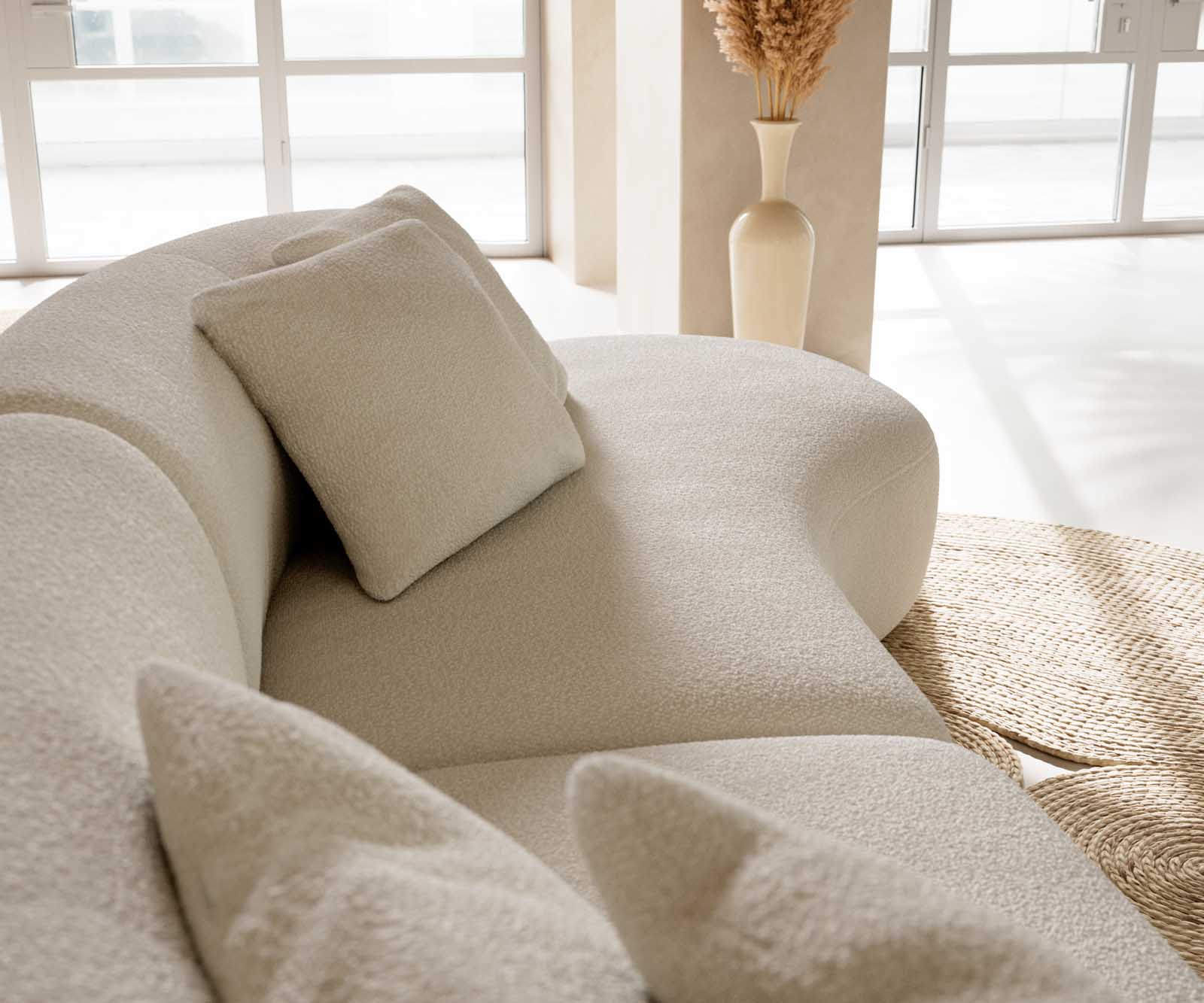 Sofa Mairi 330x160cm bouclé kremowo-biały 5
