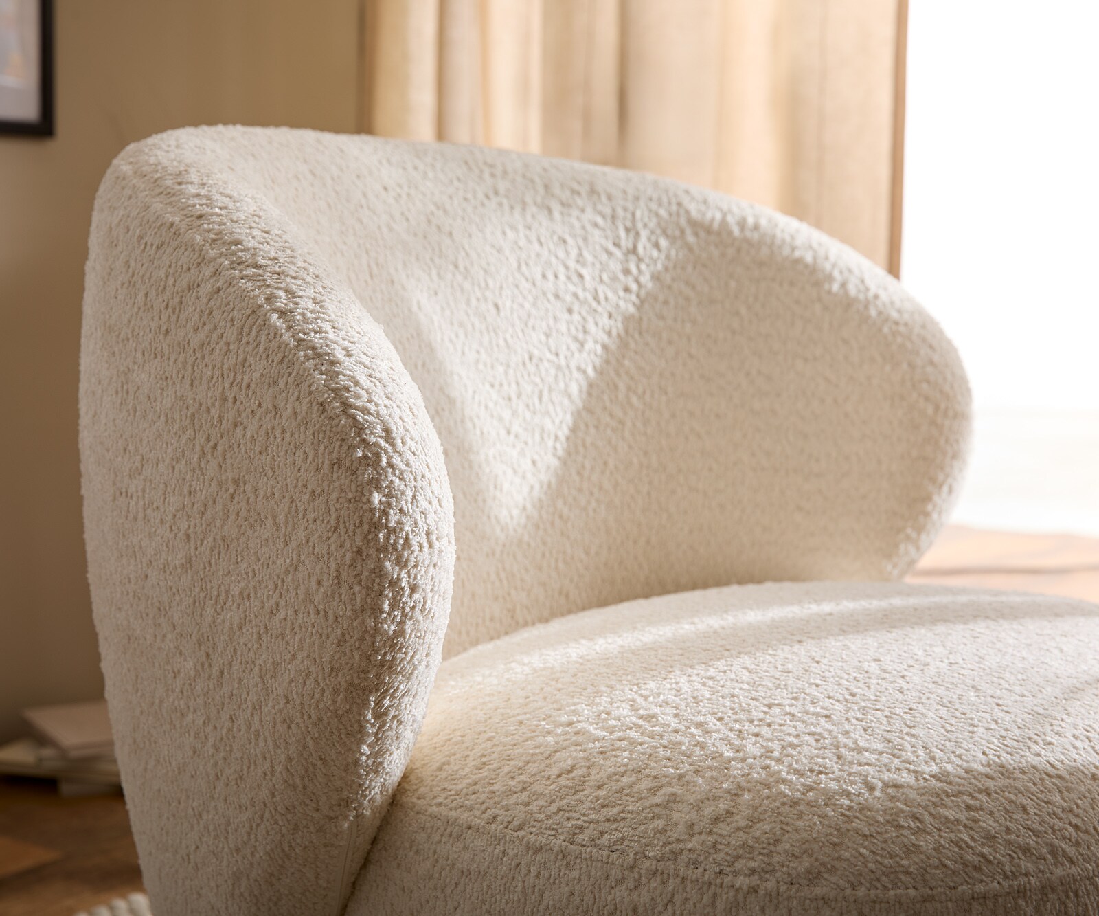 Fotel wypoczynkowy Pulo 80x80 cm bouclé biały 5