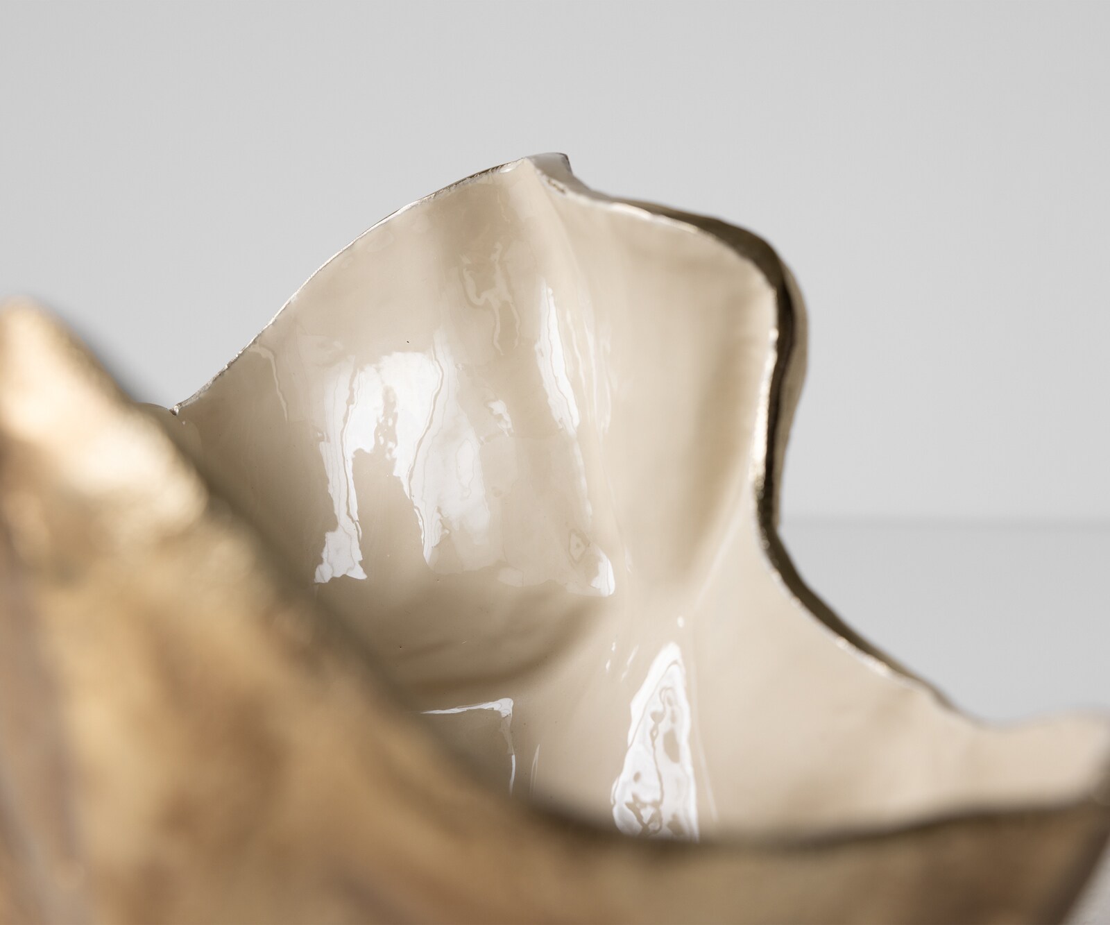 Misa Valena dł. 33 x szer. 20 x wys. 22 cm aluminium Champagner Ivory ręcznie robiona 4