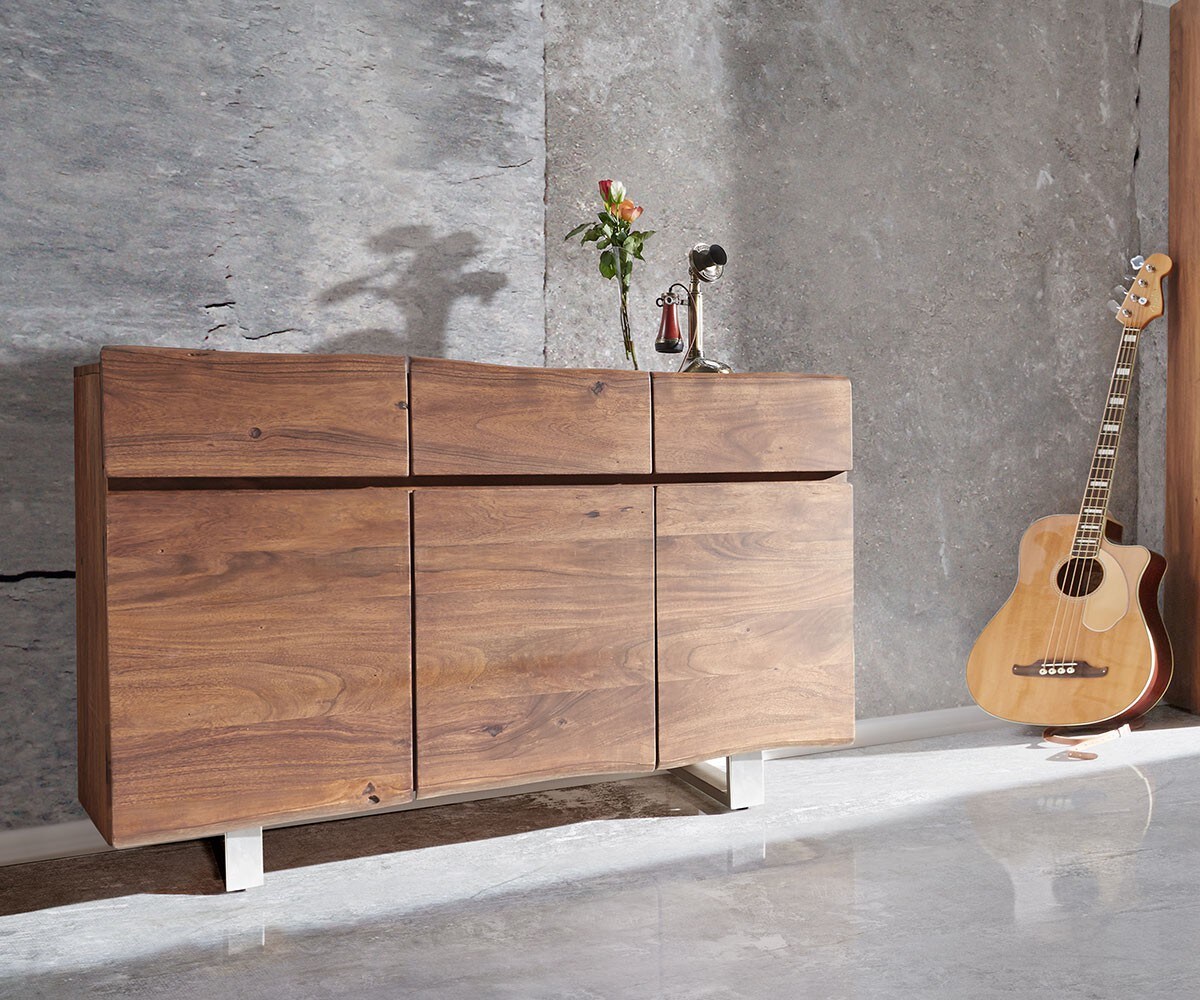 Komoda Live-Edge 172 cm akacja naturalna 4 drzwi 4 szuflady 4