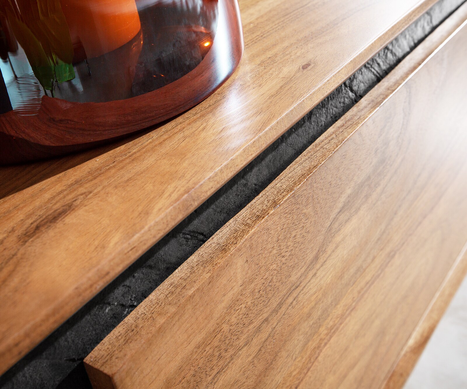 Szafka RTV Stonegrace 145 cm akacja naturalna 3 drzwi fornir kamienny nóżki V 5