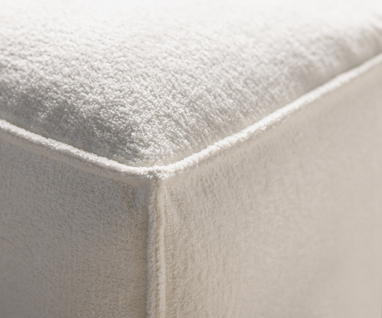 Sofa w kształcie litery U Freestyle 360x290 cm miękka tkanina bouclé beżowa szew płaski 5