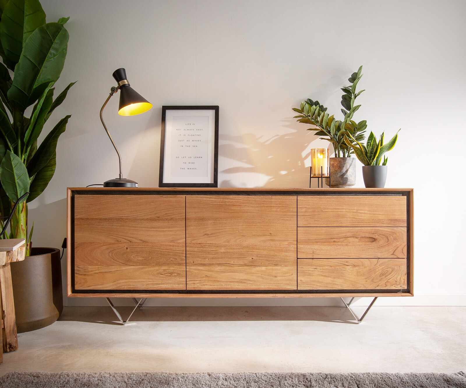 Komoda Stonegrace 175 cm akacja naturalna 2 drzwi 3 szuflady fornir kamienny nóżki V 1