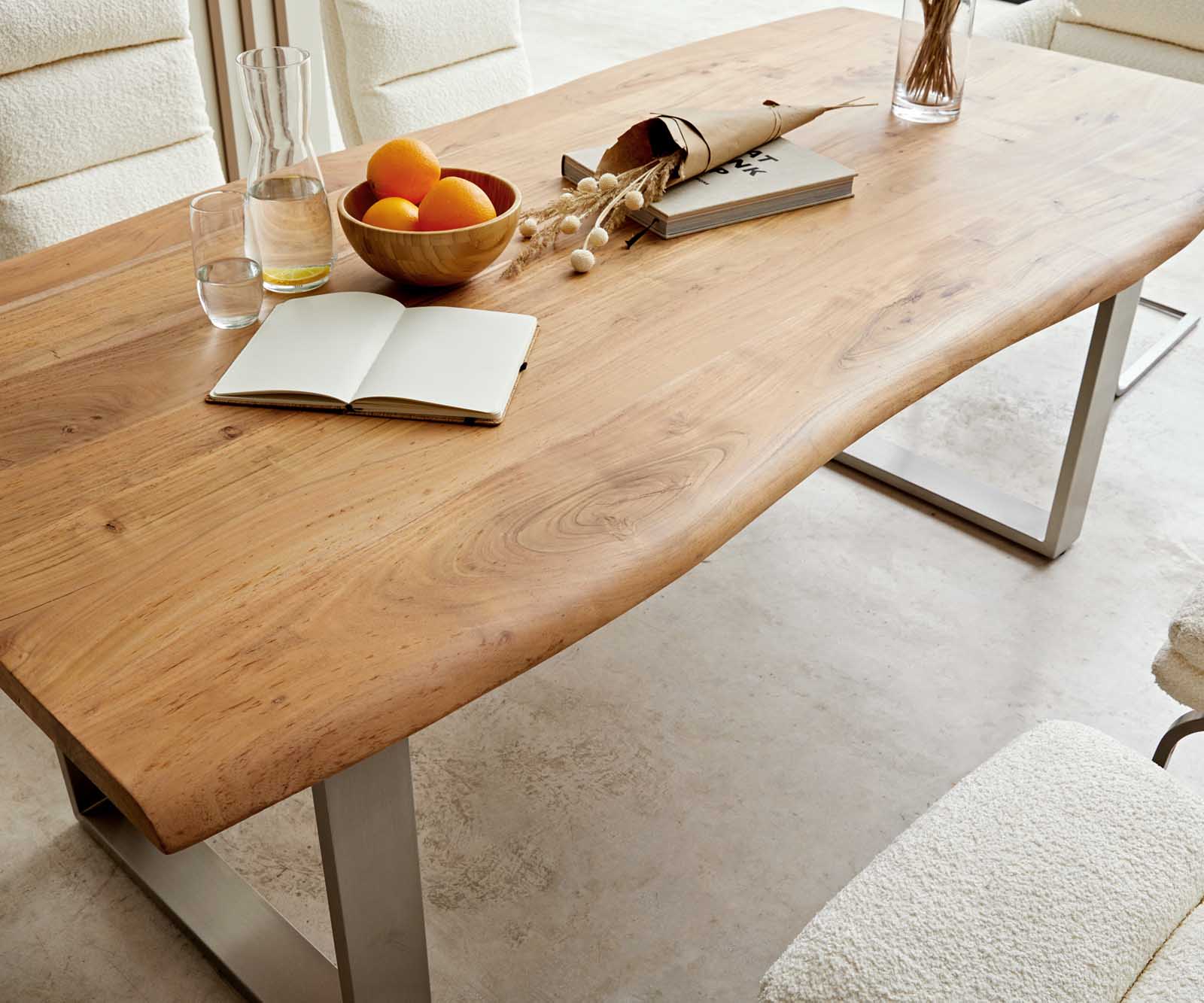 Stół do jadalni Edge 200x100 cm akacja naturalna stal nierdzewna wąska rama live-edge 5
