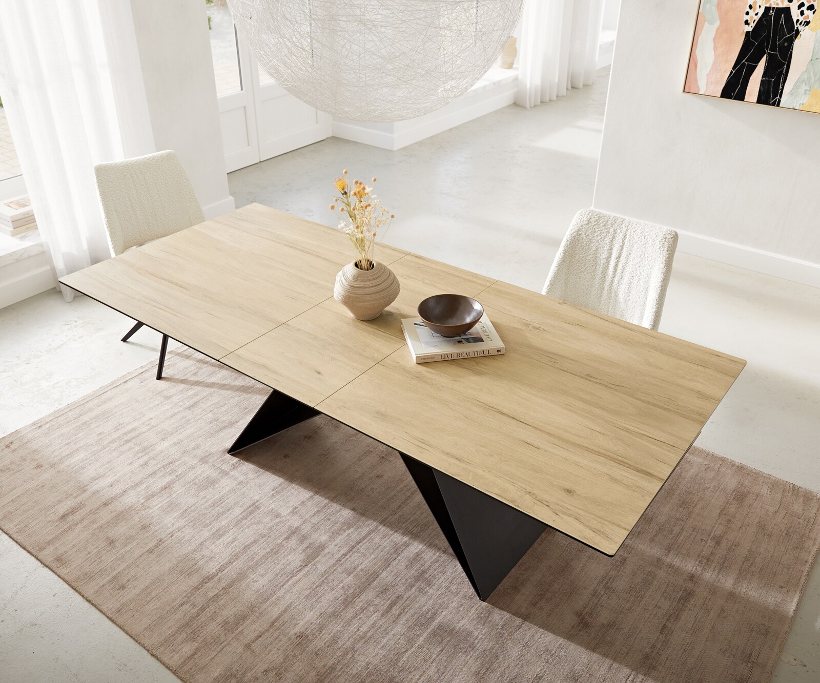 Stół do jadalni Edge 180-220x100 cm ceramika Laminam® Sabbia kolor dębu rama V metal czarna rozkładany 3