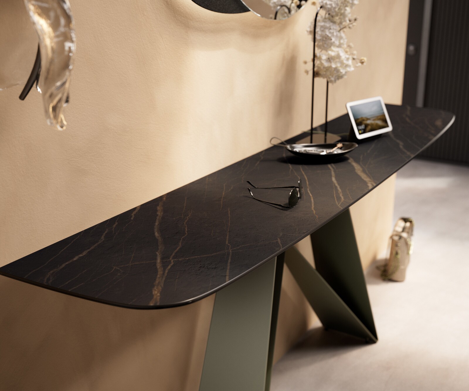 Konsola Edge w kształcie beczki 180x40 cm Laminam® Noir Desir brązowa podstawa Velio metal w kolorze tytanu 6