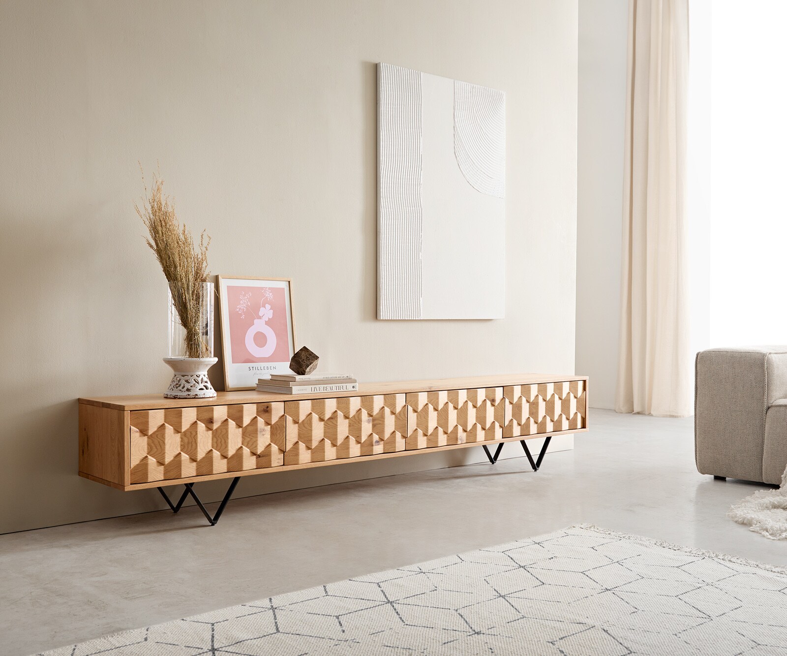 Szafka RTV Fevo 220 cm dąb naturalny 4 drzwi nóżki V metal czarny