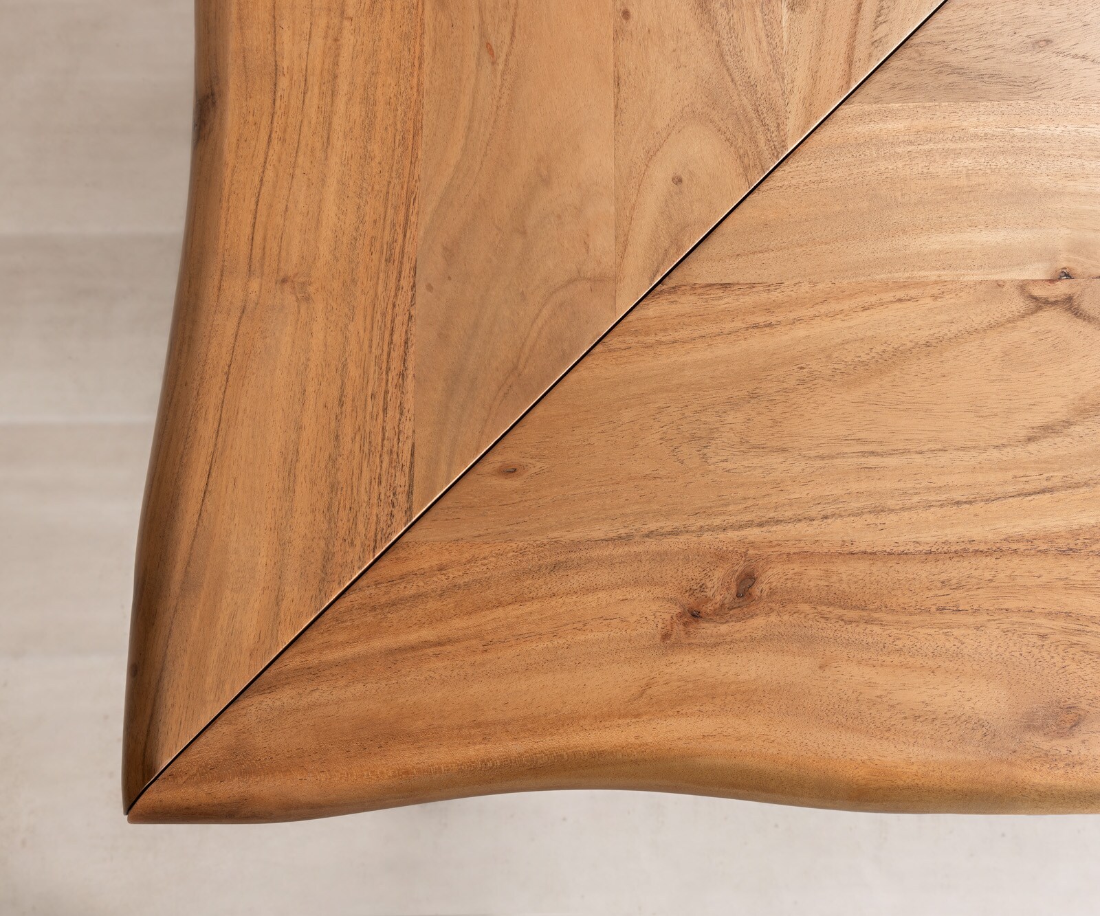 Biurko Live-Edge 170x170 cm akacja naturalna rama srebrna live-edge 8