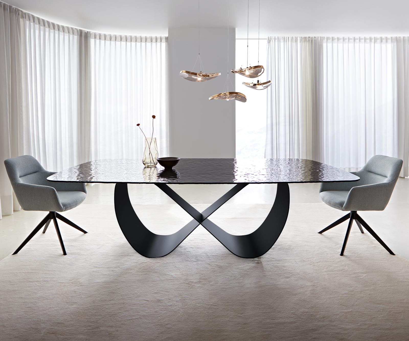 Stół do jadalni Edge kształt beczki 240x120cm szkło reliefowe czarne efekt 3D rama Infinity metal czarny 1
