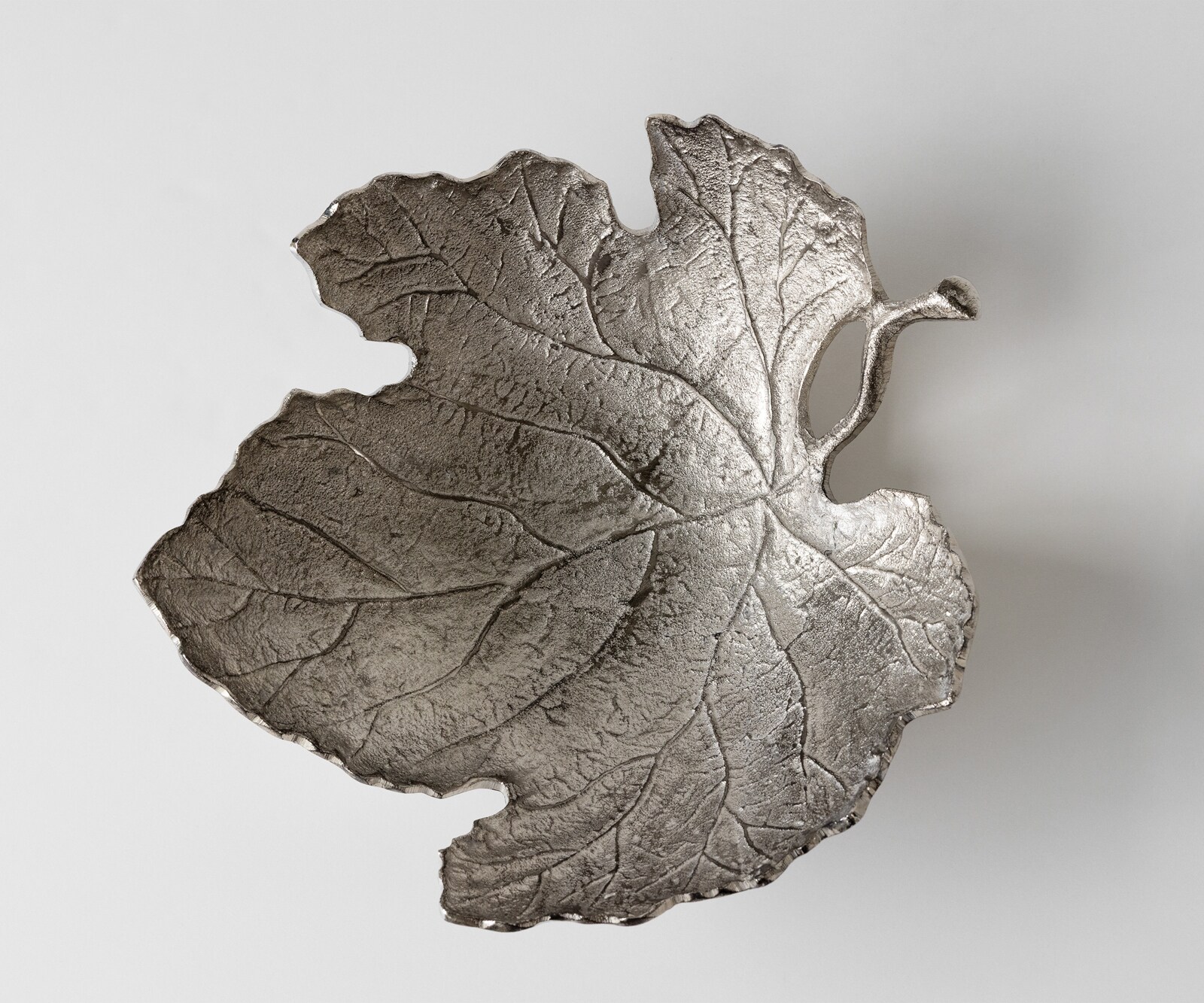Misa Folia dł. 41 x szer. 38 x wys. 12 cm aluminium Platin ręcznie robiona 4