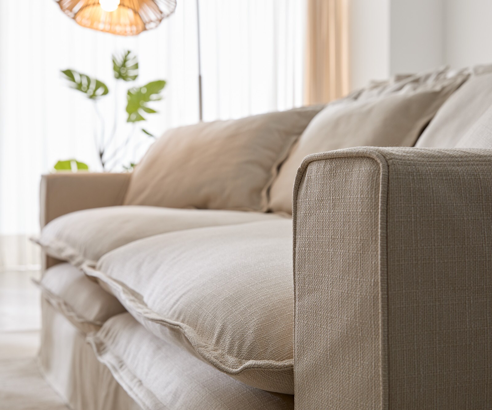 Sofa Noelia 240x145 cm kolor kości słoniowej z poduszkami 6