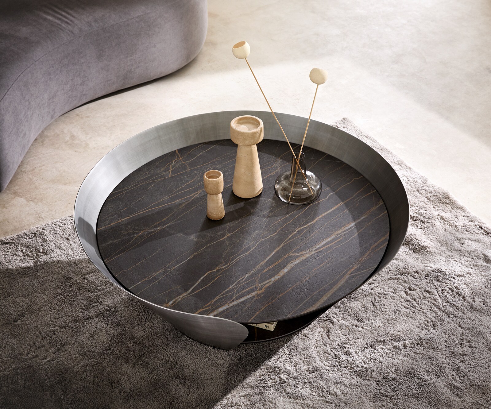 Stolik kawowy Skafi 100x40 cm ceramika Laminam® Noir Desir rama metaliczny srebrny 3