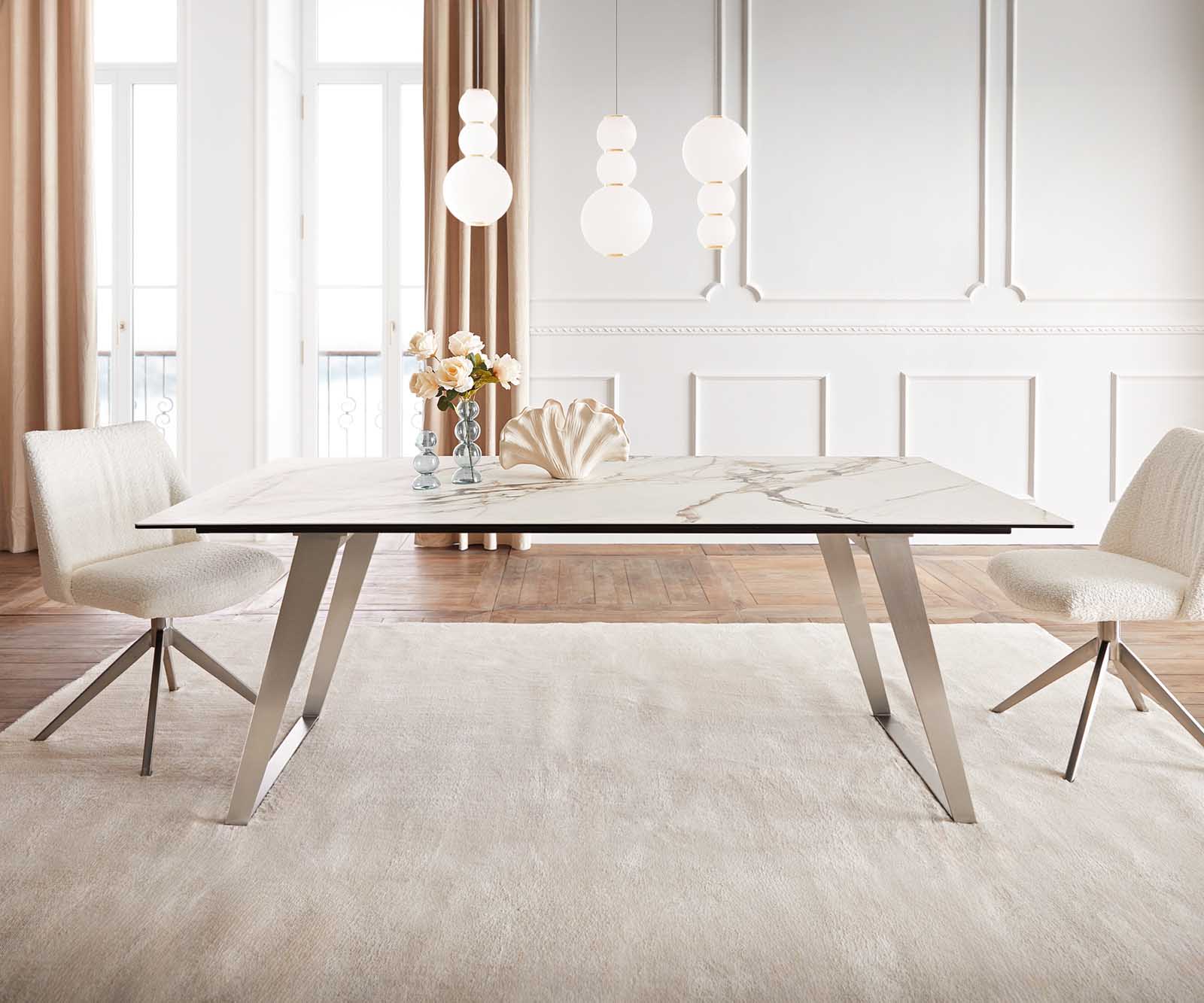Stół do jadalni Edge 200x100 cm ceramika Calacatta Luxe biało-złoto-szary stal nierdzewna pochylona rama