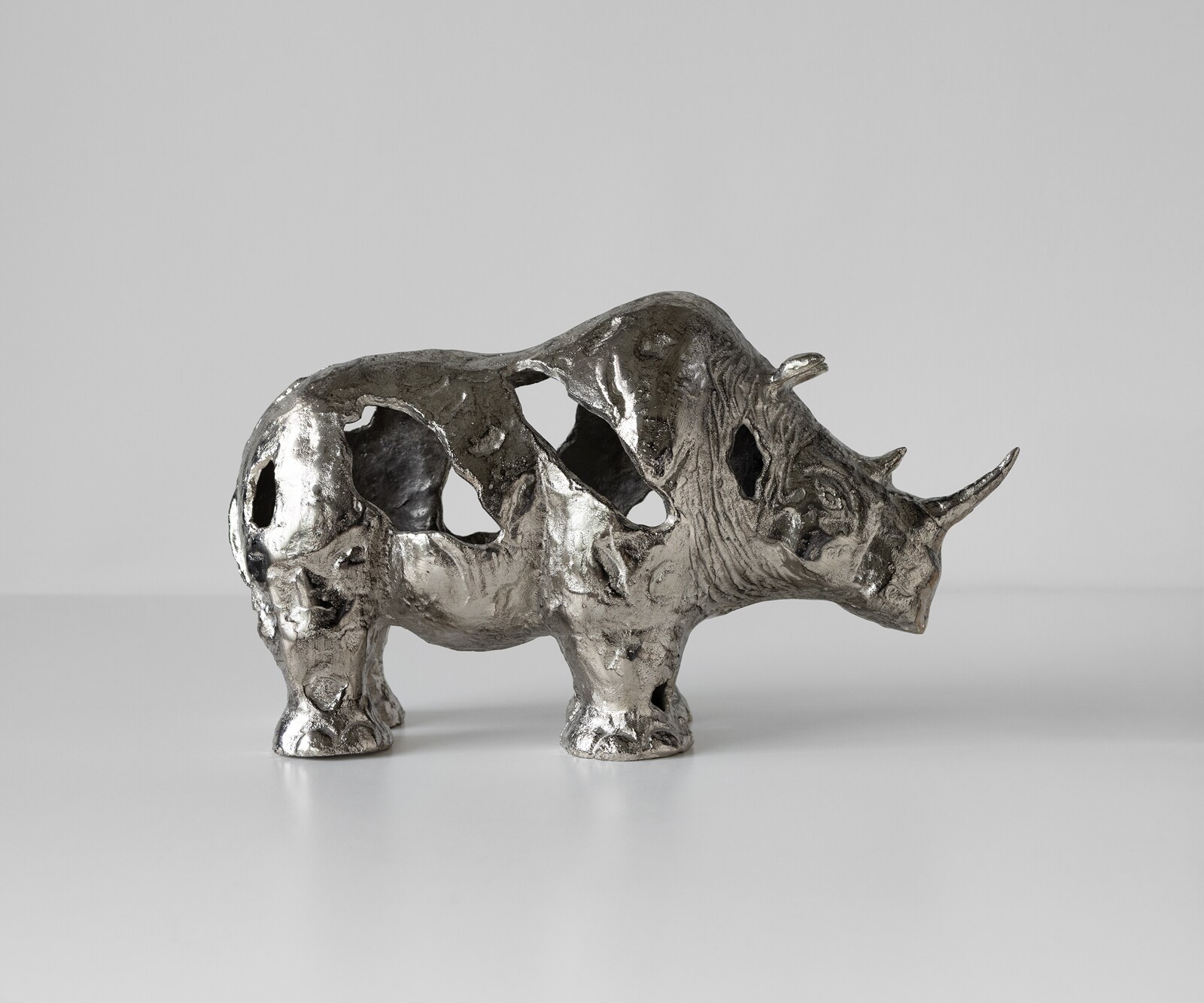 Figura dekoracyjna Rinoro dł. 53 x szer. 19 x wys. 30 cm aluminium Platin ręcznie robiona 4