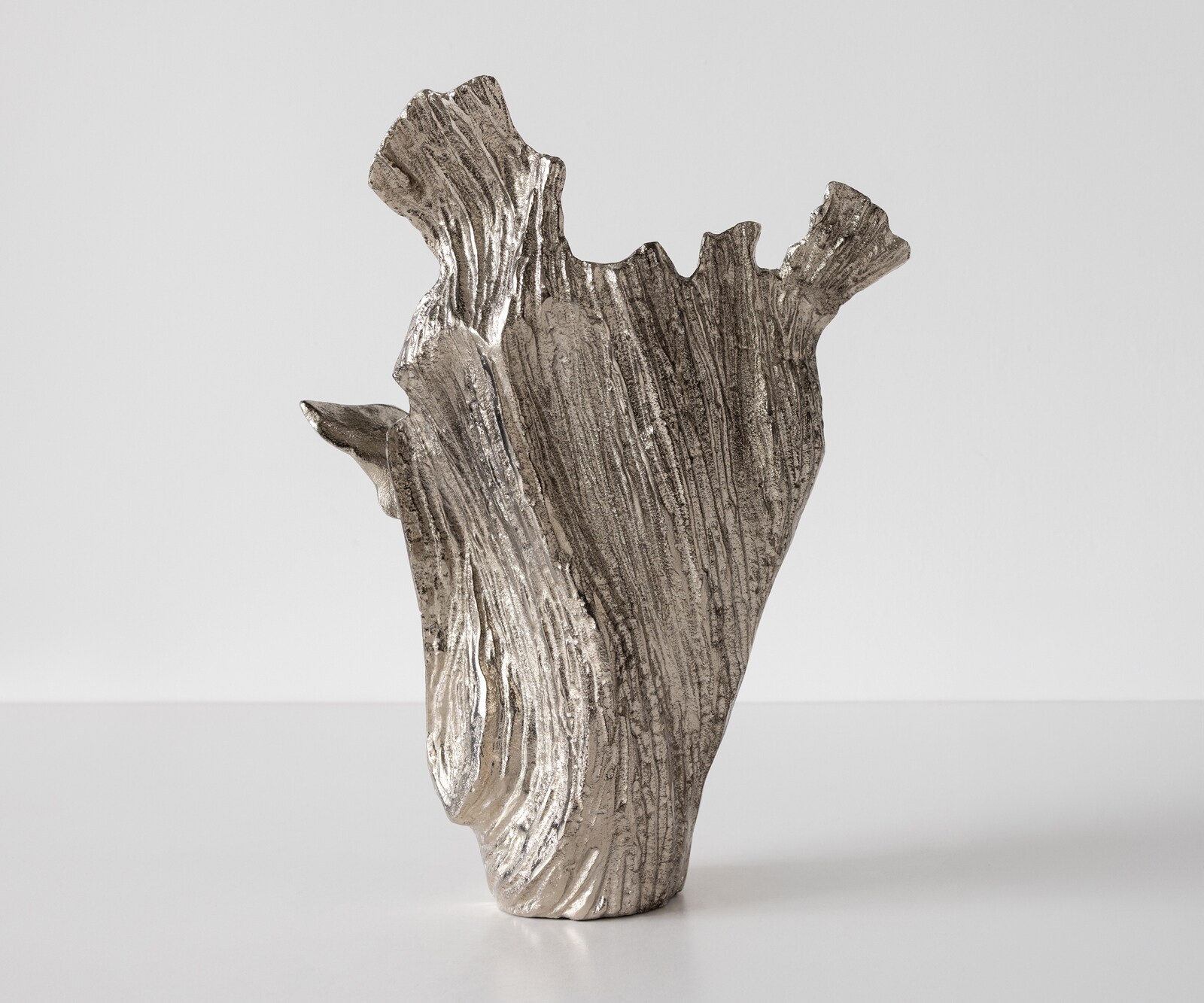 Waza dekoracyjna Corallo dł. 37 x szer. 18 x wys. 48 cm aluminium Platin ręcznie robiona 2