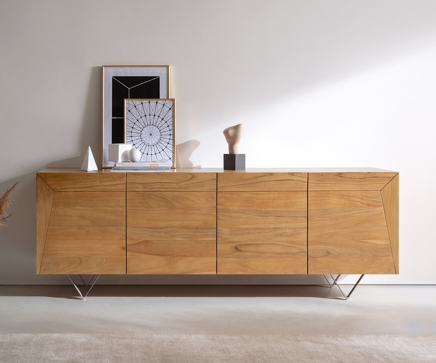 Komoda Kayu 200x40x70 cm akacja naturalna 4 drzwi nóżki V 1