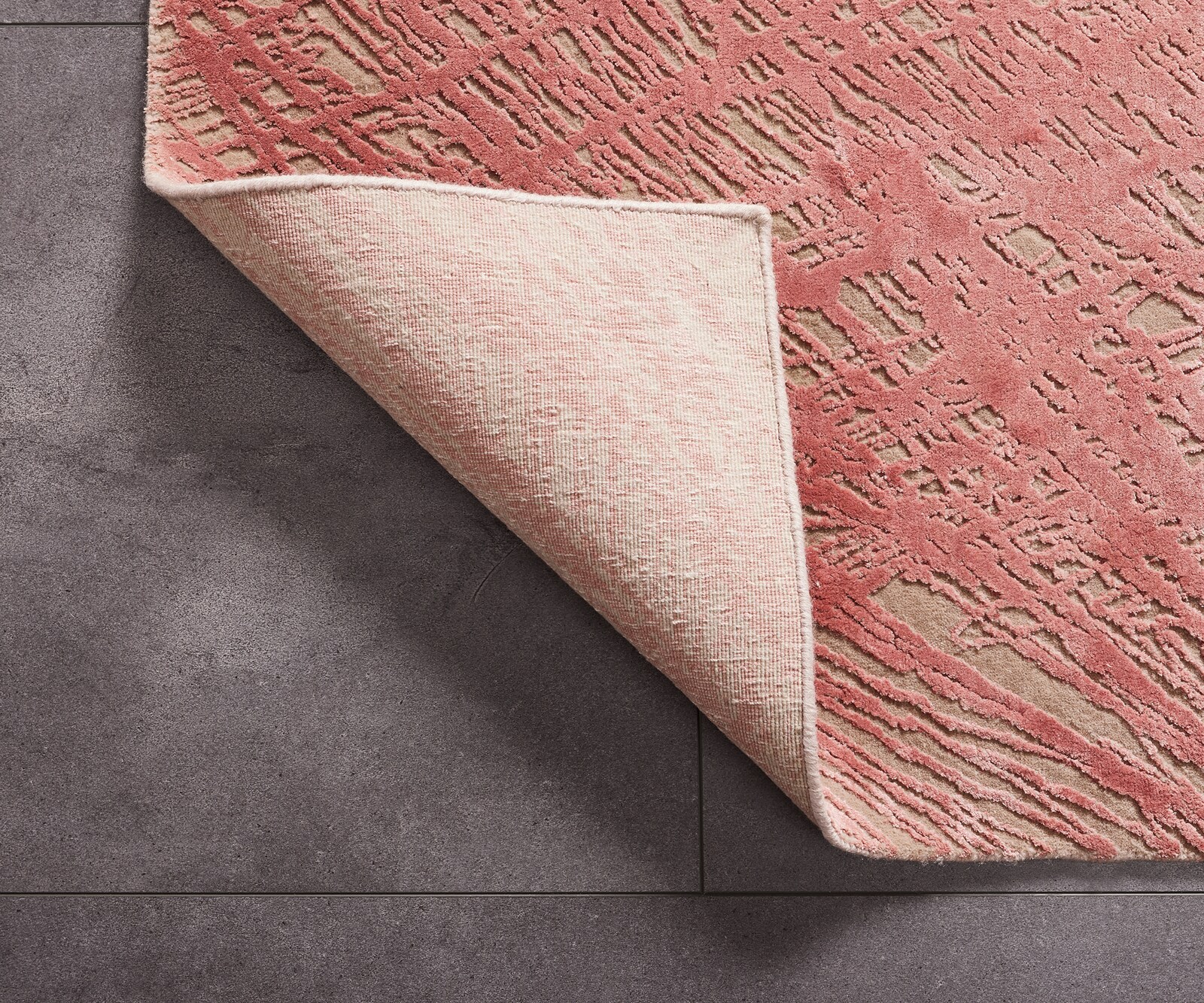 Dywan Free Verse QM-951 ręcznie tkany 240x300 cm beżowy/różowy od Jaipur Rugs (T-033235) 4