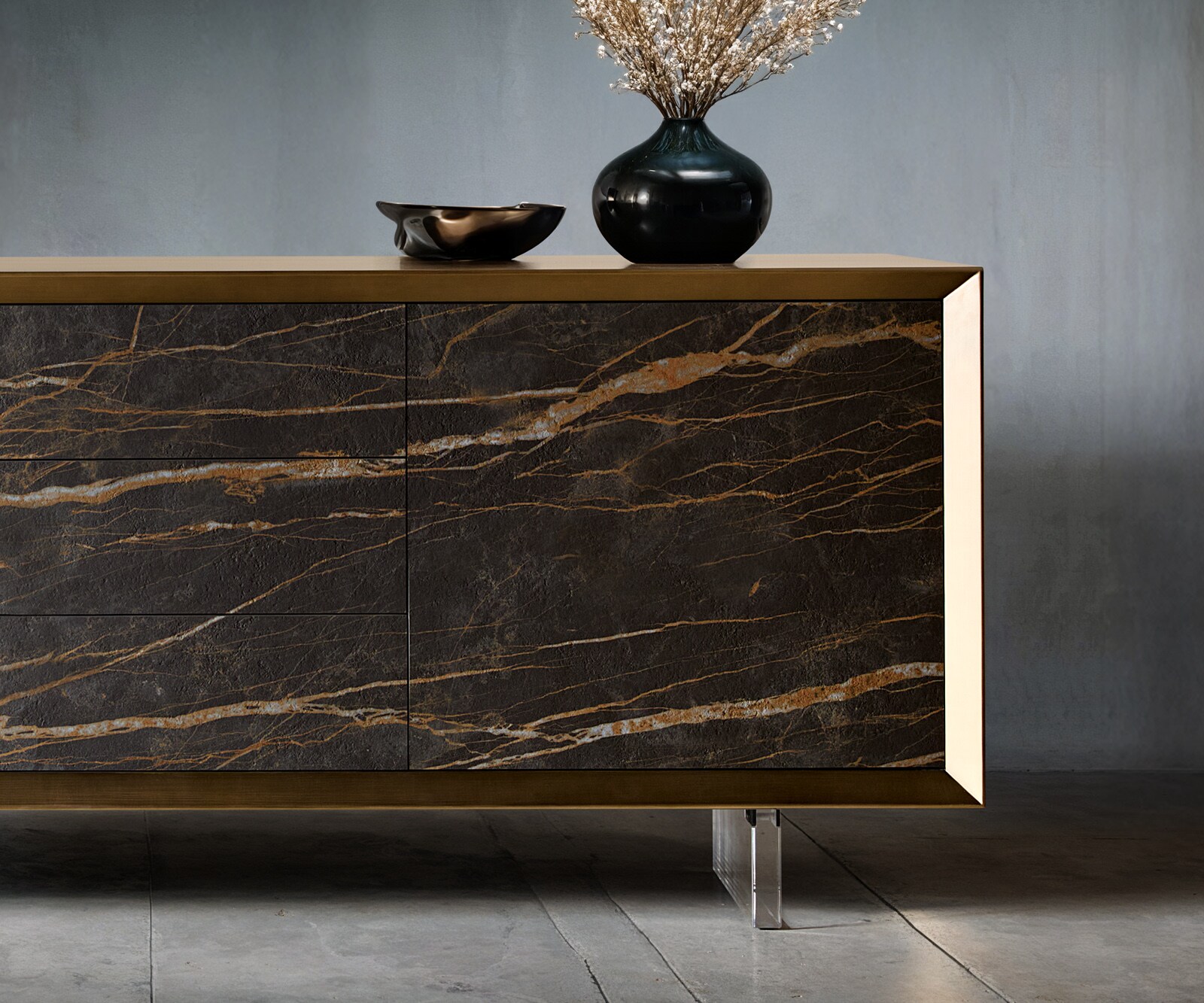 Komoda Yori 200 cm metaliczny złoty 2 drzwi 3 szuflady nóżki akrylowe ceramika Laminam® Noir Desir brązowy 3