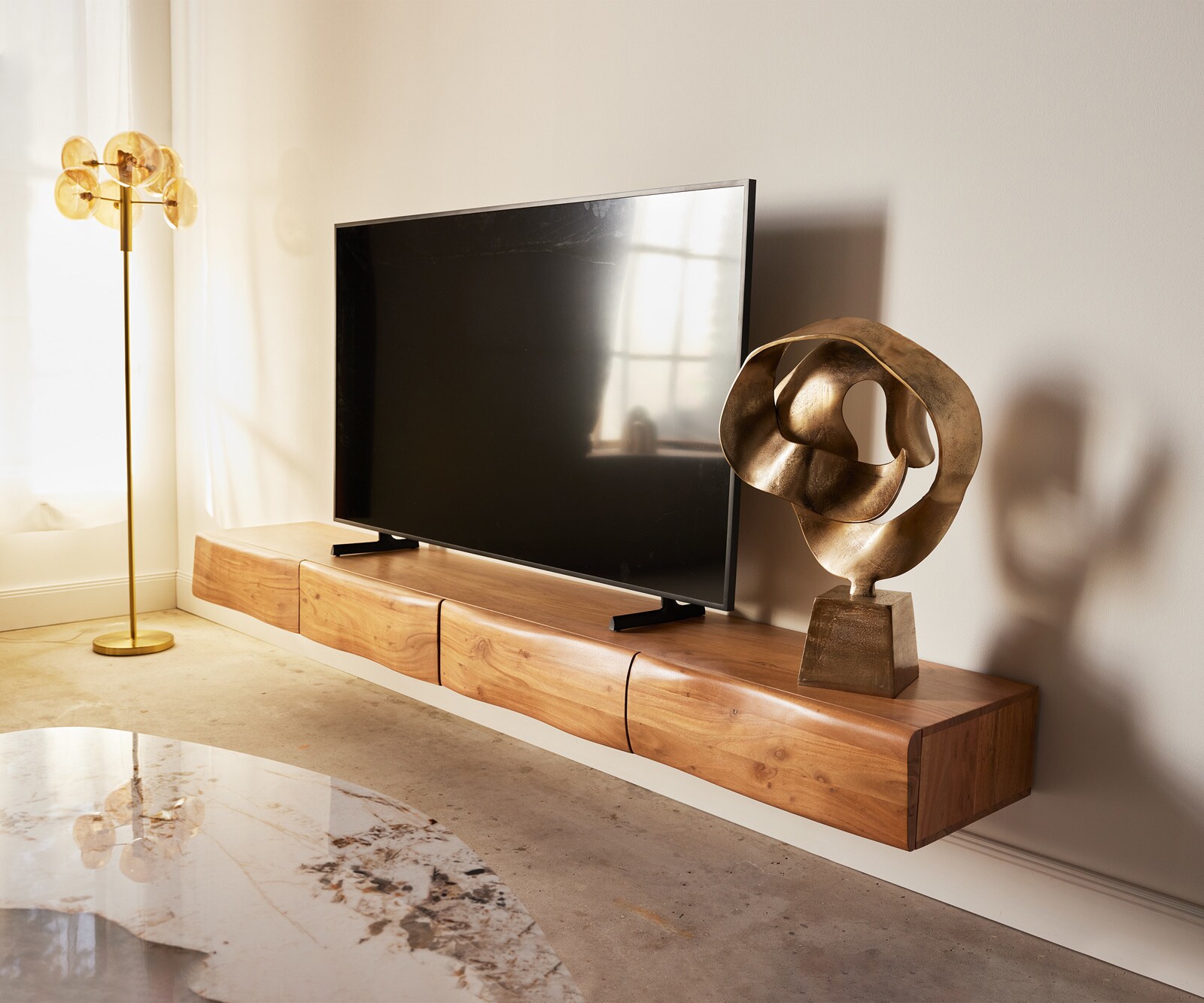 Szafka RTV New Live-Edge 240 cm akacja naturalna 4 szuflady podwieszana
