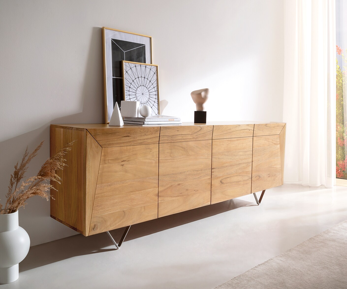 Komoda Kayu 200x40x70 cm akacja naturalna 4 drzwi nóżki V