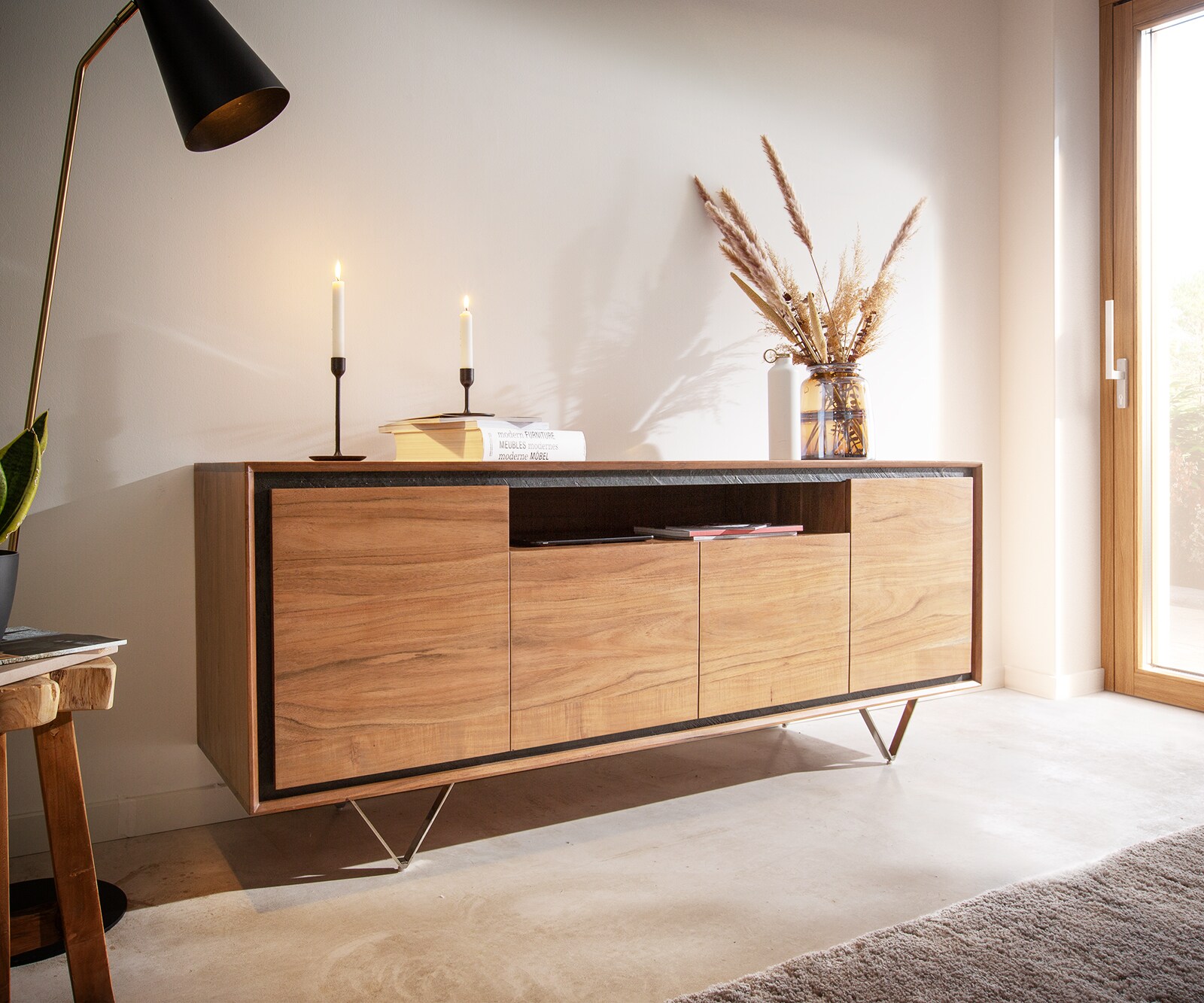 Komoda Stonegrace 200 cm akacja naturalna 4 drzwi fornir kamienny nóżki V 3