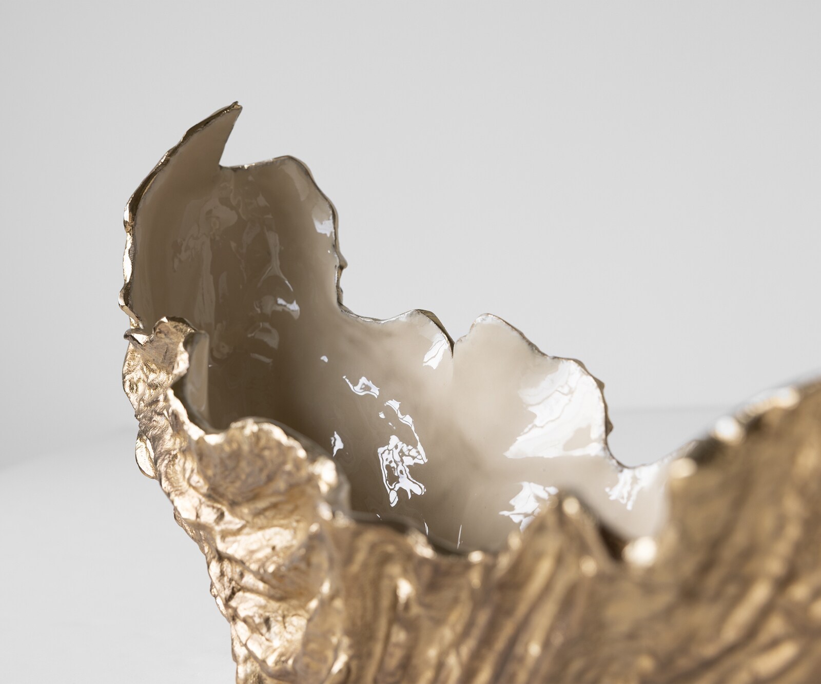 Misa Maris dł. 52 x szer. 15 x wys. 28 cm aluminium Champagner Ivory ręcznie robiona 4