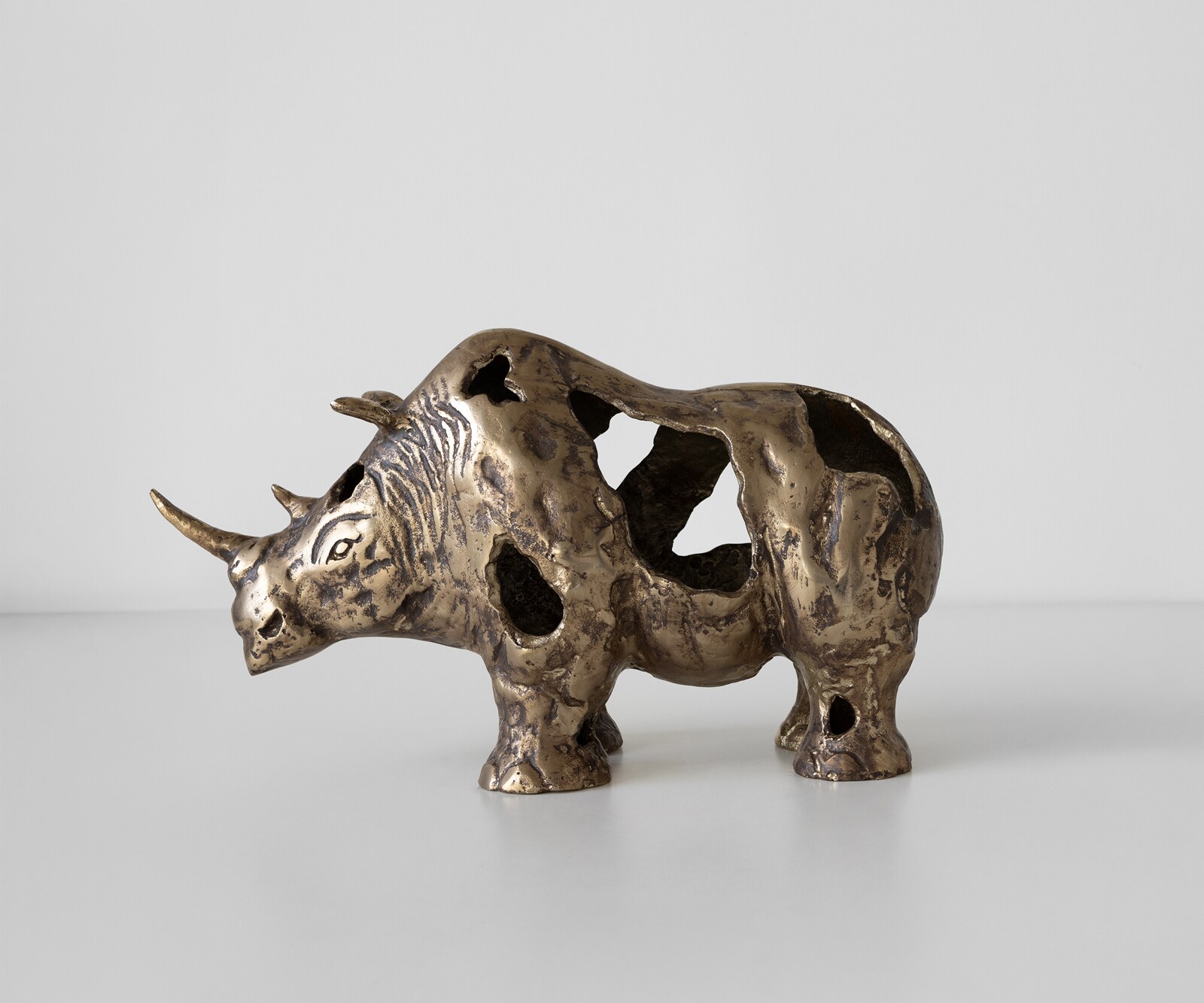 Figura dekoracyjna Rinoro dł. 53 x szer. 19 x wys. 30 cm aluminium Oro Antico ręcznie robiona 3